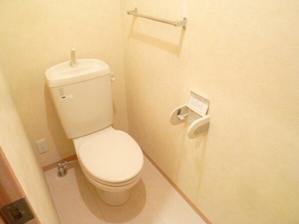 花水木F棟の物件内観写真